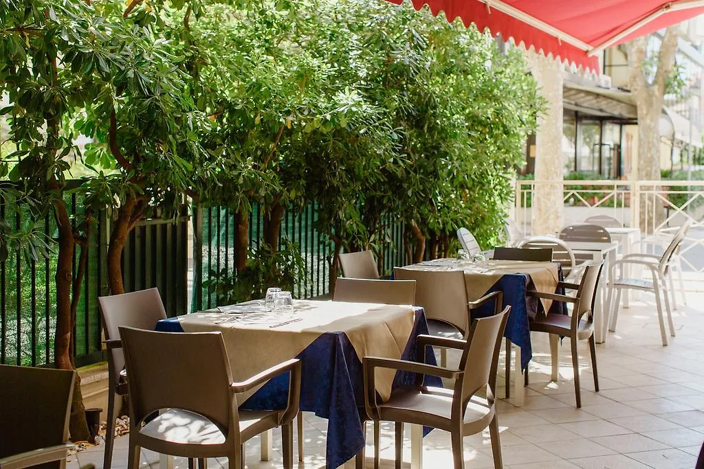 Hotel Giovanni Pascoli San Mauro Mare 3*,  Italia
