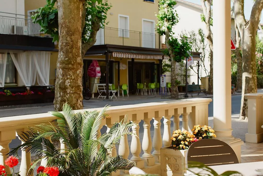 Hotel Giovanni Pascoli San Mauro Mare