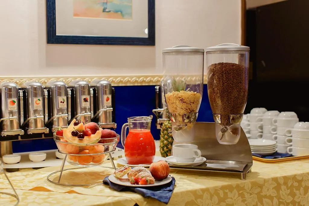 Hotel Giovanni Pascoli San Mauro Mare 3*,
